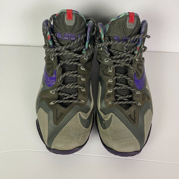 Nike Lebron 11 Terracotta Warrior Basketball Shoes Men's 12 Gray Electric Purple - Picture 4 of 16